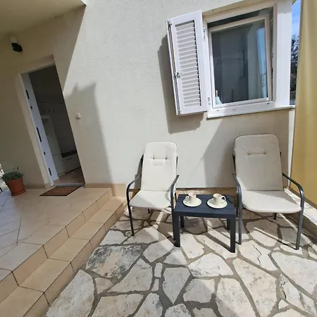 Petra Apartman Zára